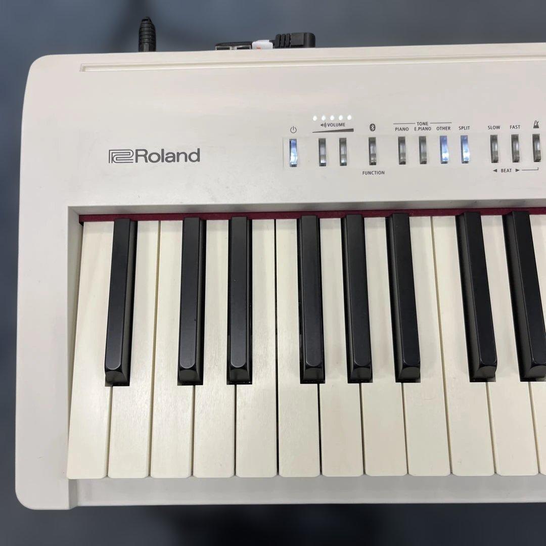 Roland FP-30 ホワイト電子ピアノ 88鍵