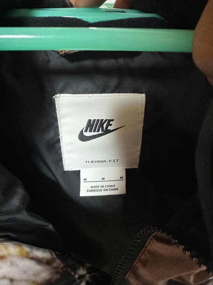 Nike THERMA-FIT カモフラージュベスト M