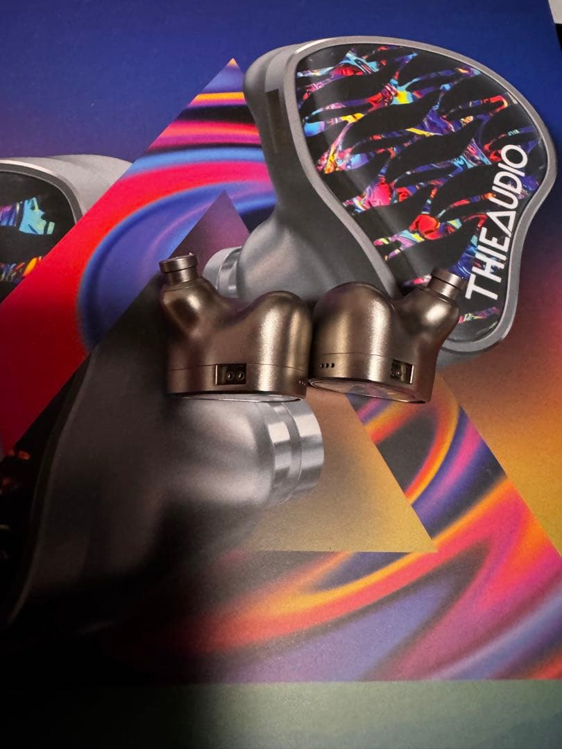 イヤホン THIEAUDIO Valhalla