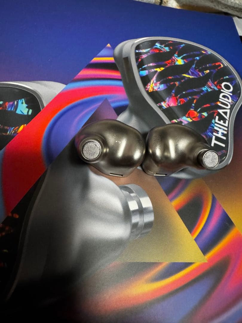 イヤホン THIEAUDIO Valhalla