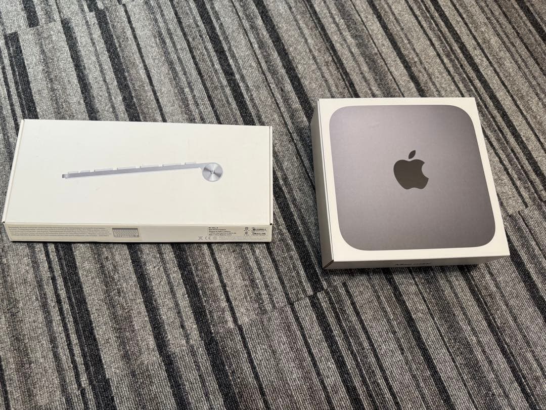 Apple Mac mini i3 スペースグレイ　キーボードなし