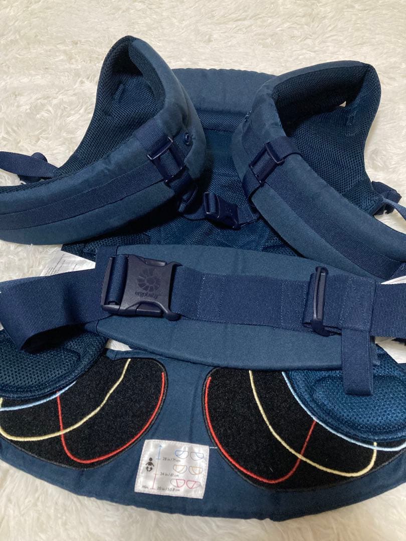 美品　Ergobaby（エルゴベビー）抱っこ紐「ADAPT（アダプト）」