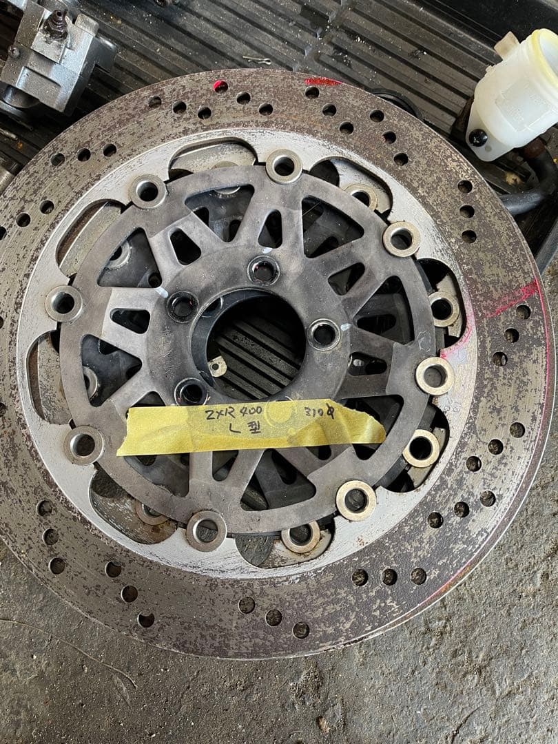 ZXR400 ブレーキキャリパーセット