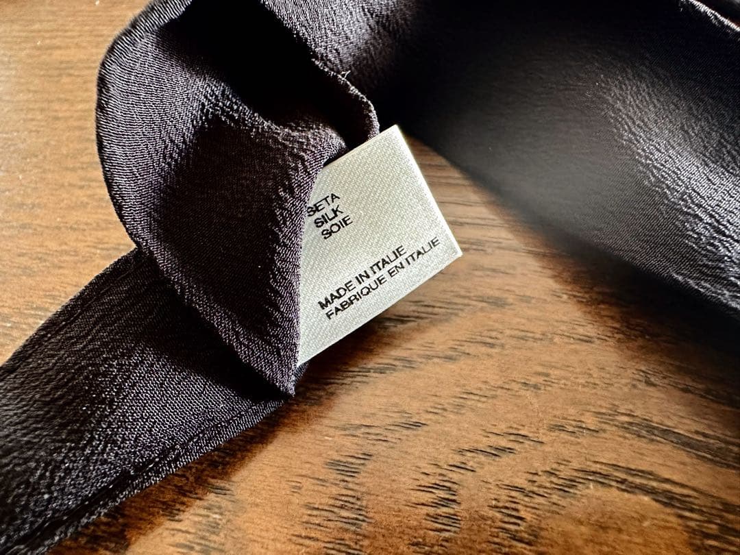saint laulent 2015s/s クラヴァット　黒＋赤