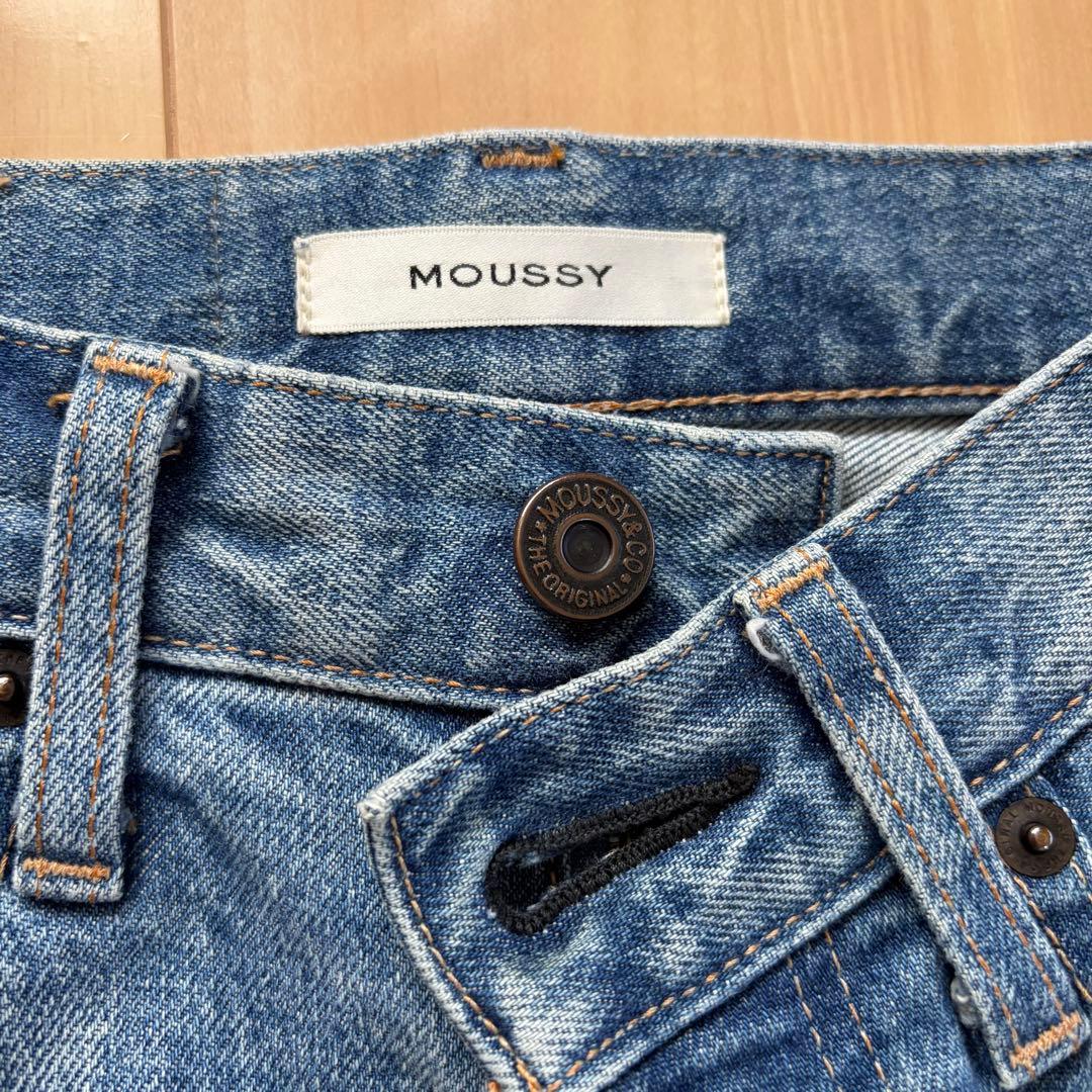 パンツ moussy MVS FLARE 23inch BLU