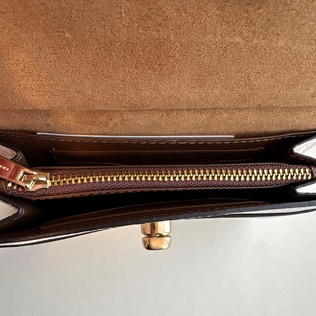 Coach 二つ折り財布 ホワイト