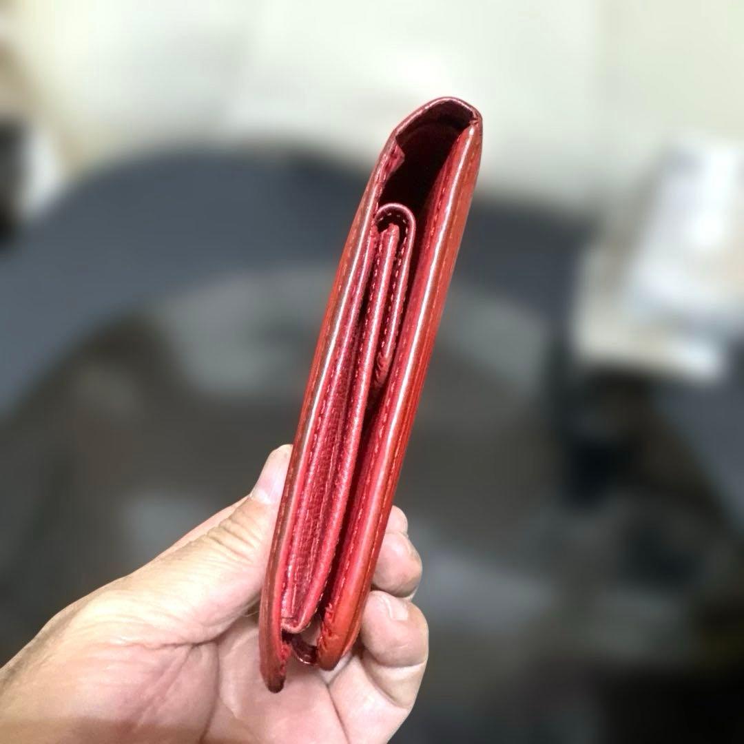 ⑧☆優良品☆エピ♪レッド☆二つ折り財布☆ブック型♪ベルトボタンタイプ
