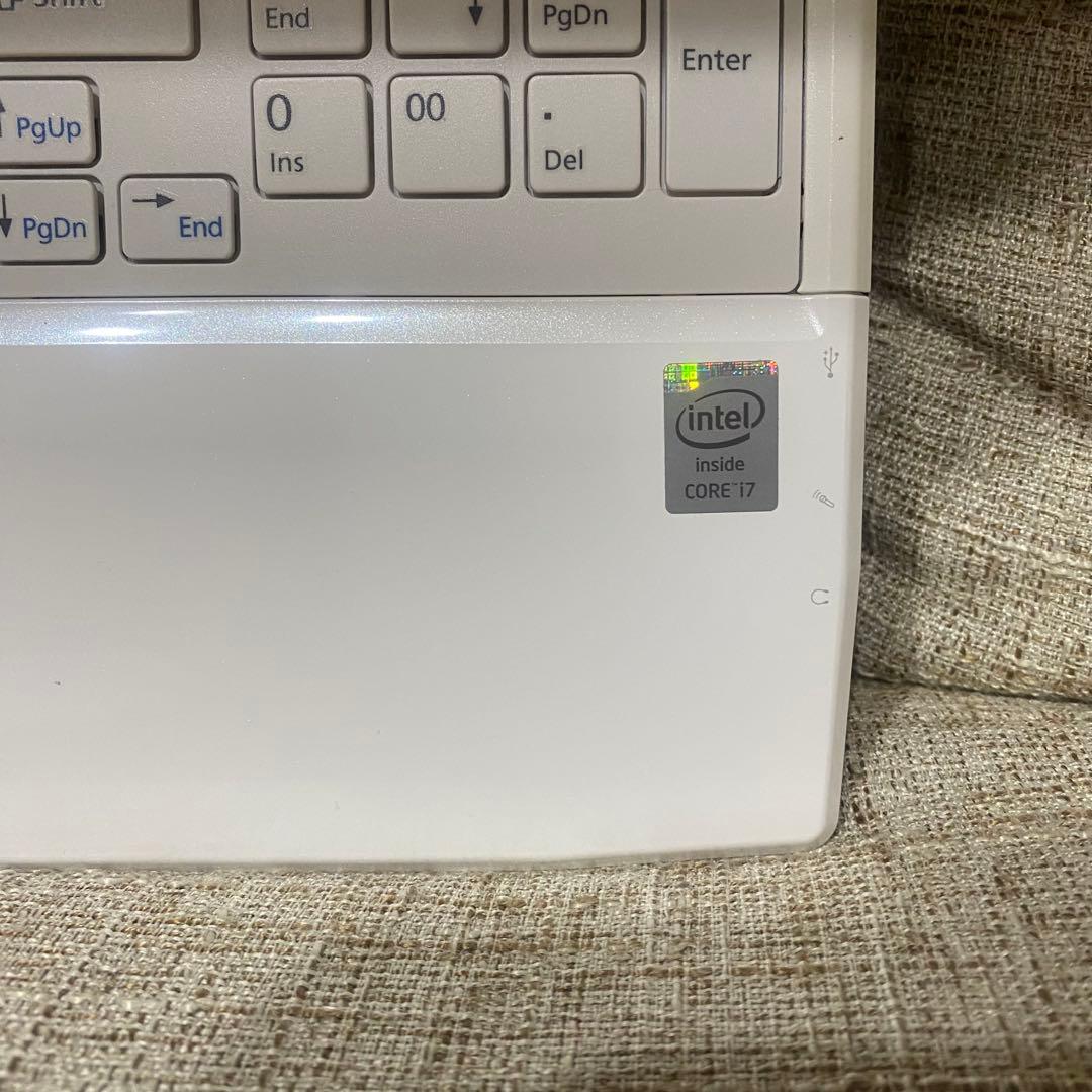 使用回数少なめ　富士通 ノートパソコン LIFEBOOK AH53/M 約1TB