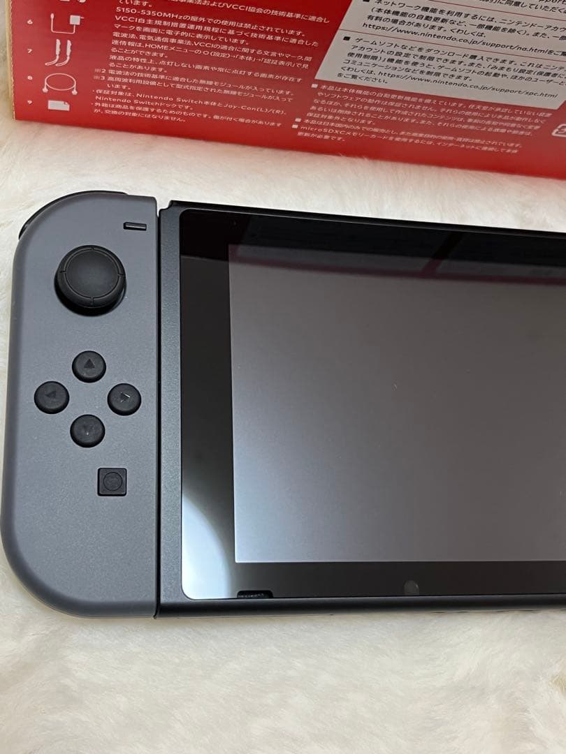 Nintendo switch 新型　2024年製　ほぼ未使用