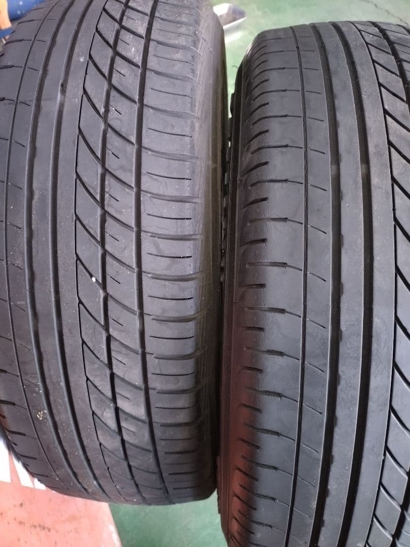 215/60R17 ヨコハマタイヤ PARADA PA03 ホワイトレター2本