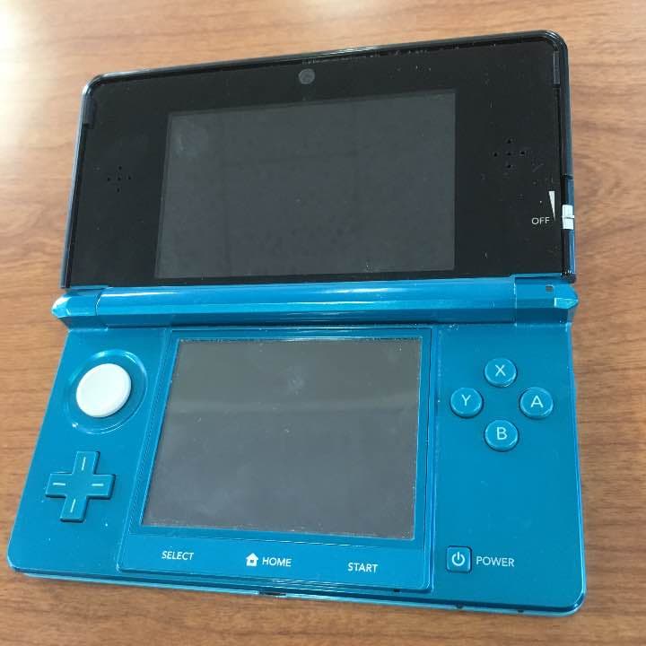 3DS ブルー
