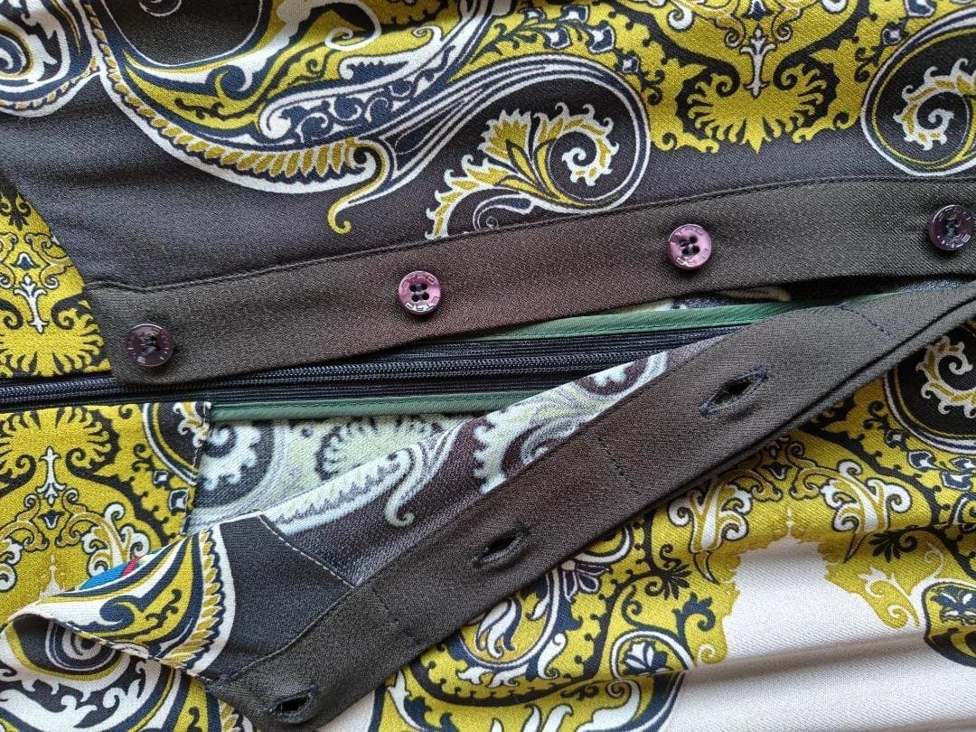 ETROワンピース　ひざ丈　長袖　イタリア製　44号 Lサイズ