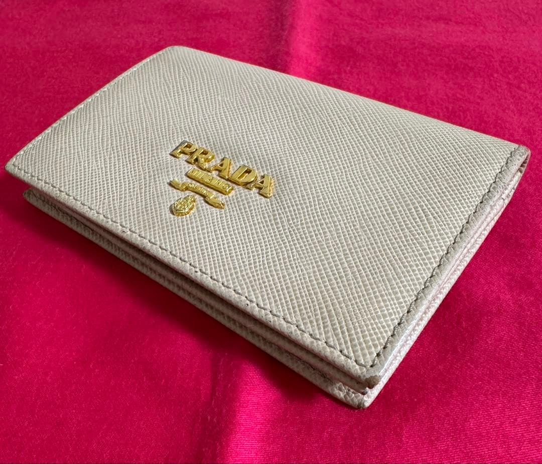 PRADA カードケース 名刺入れ ピンクベージュ