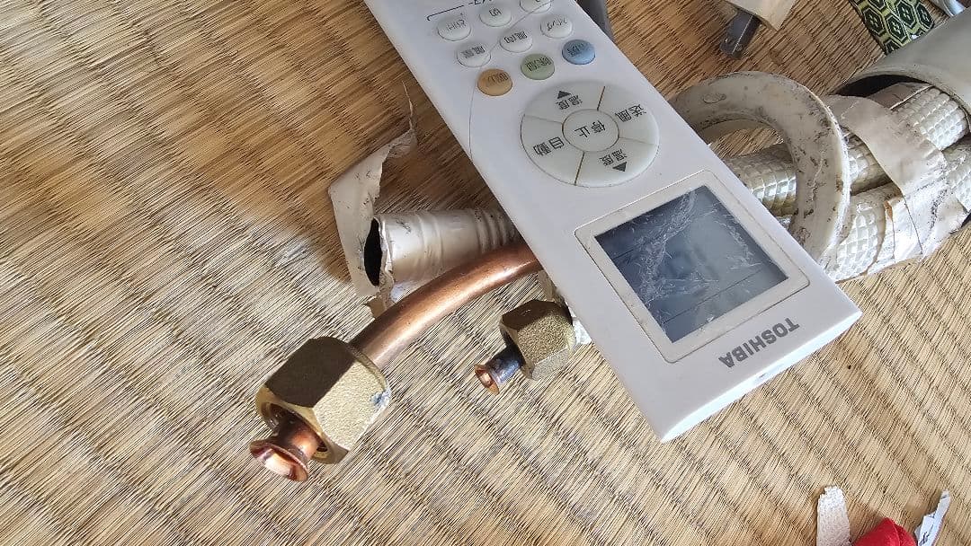 TOSHIBA RAS-F221M エアコン本体