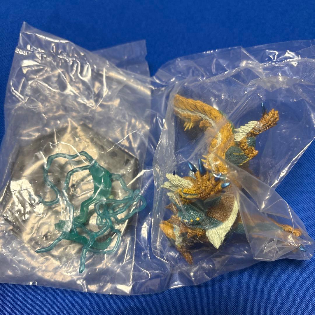 【未開封】ジンオウガ（超帯電状態）スタンダードモデルPlus 怒りVer.2