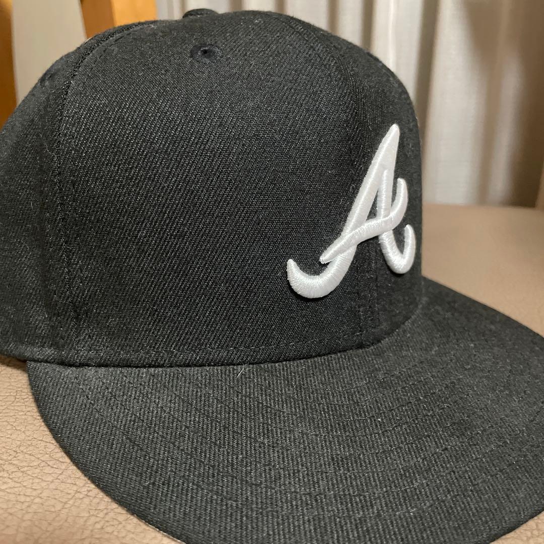 new era 黒　アタランタ・ブレーブス3/8 Choppa Capone着用