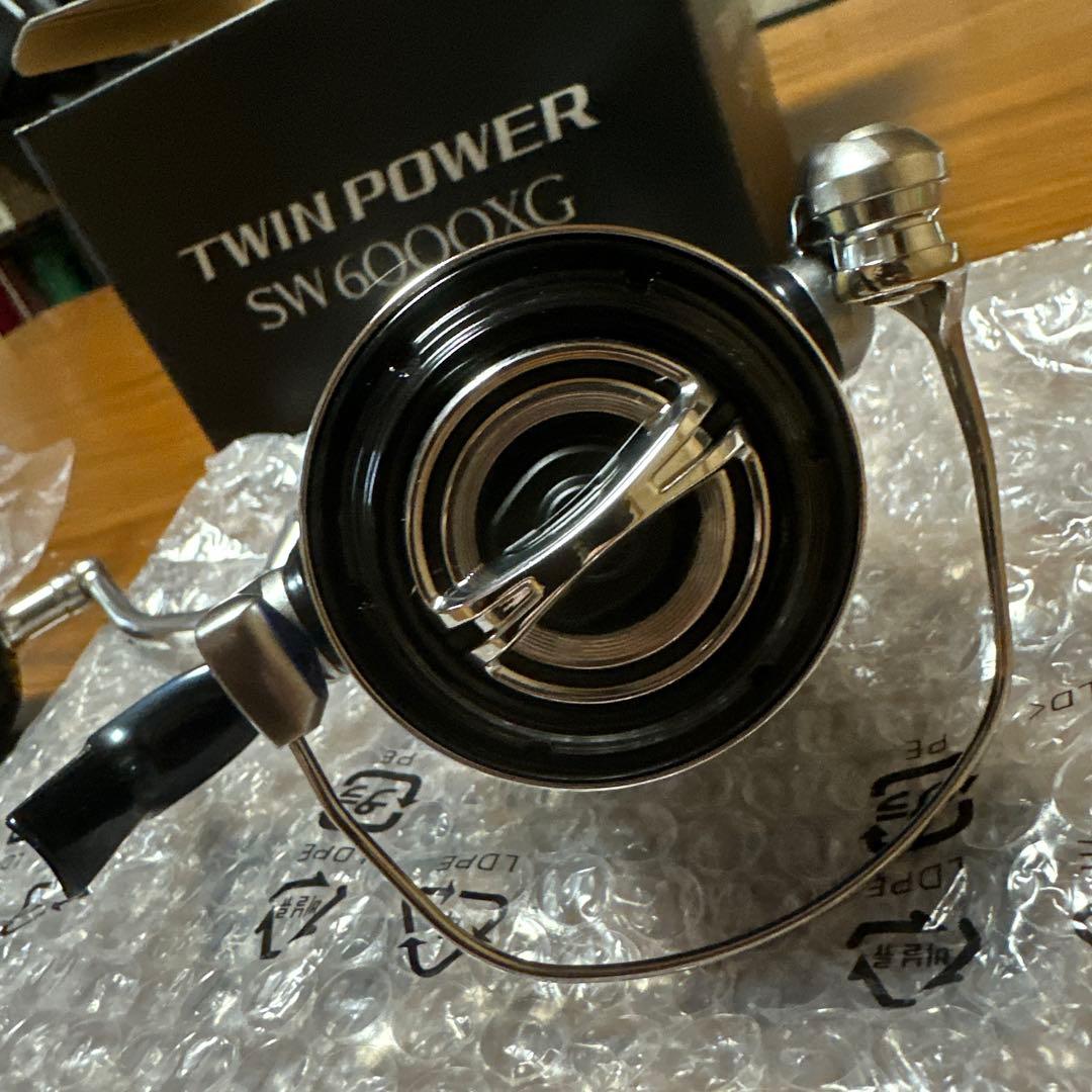 SHIMANO TWIN POWER SW 6000XG スピニングリール