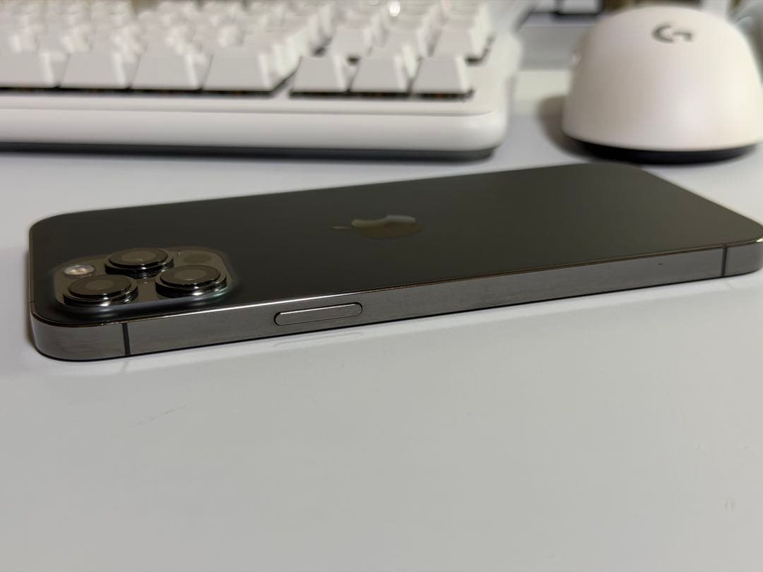 Apple iPhone 12ProMax 256GB グラファイト 美品