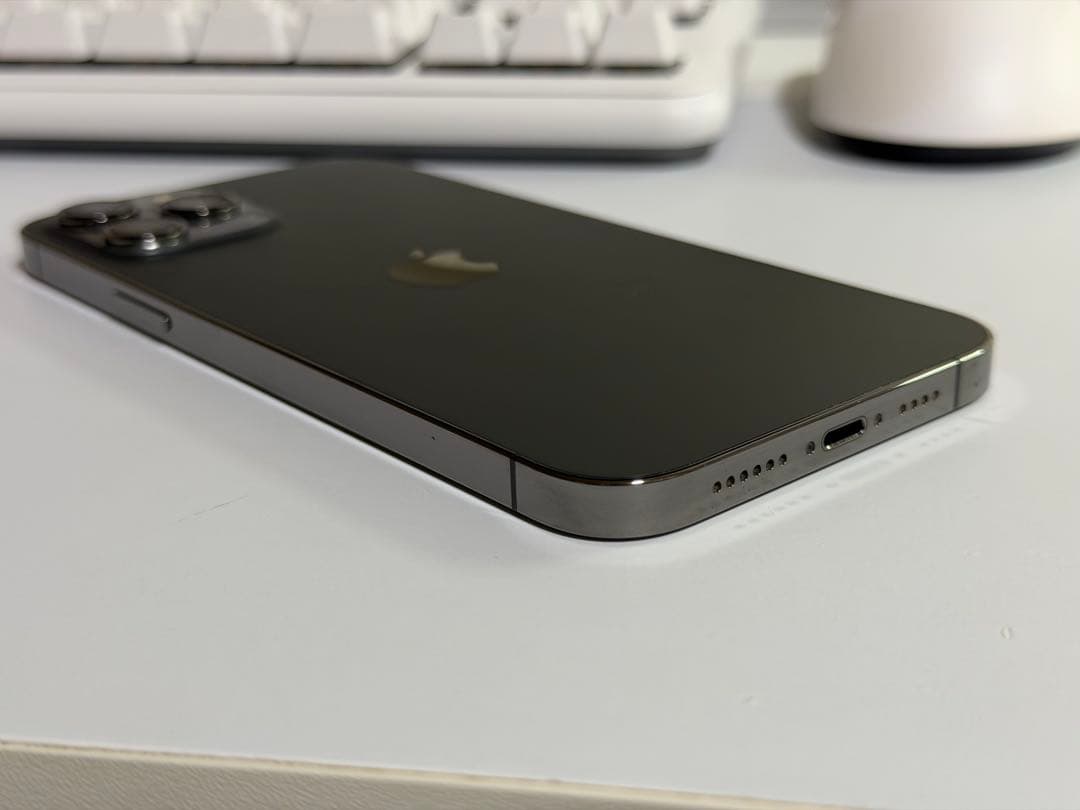 Apple iPhone 12ProMax 256GB グラファイト 美品