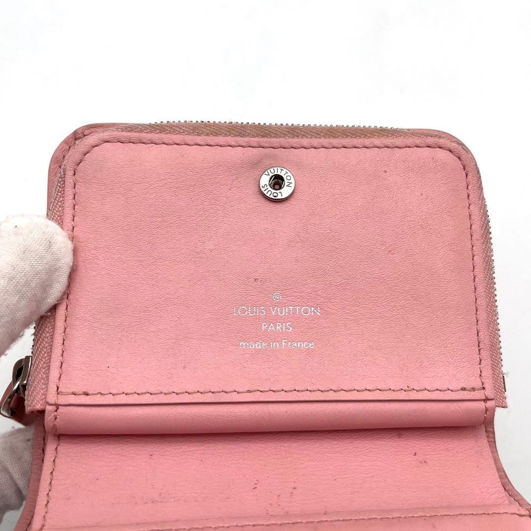 ルイヴィトン ニューウェーブ ジプト コンパクトウォレット　折り財布　ピンク