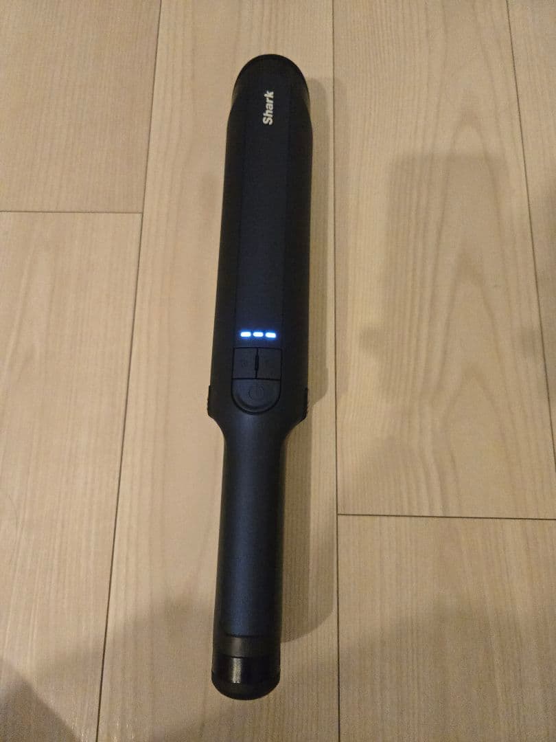 Shark ハンディクリーナー 本体 充電器付き　説明書付き