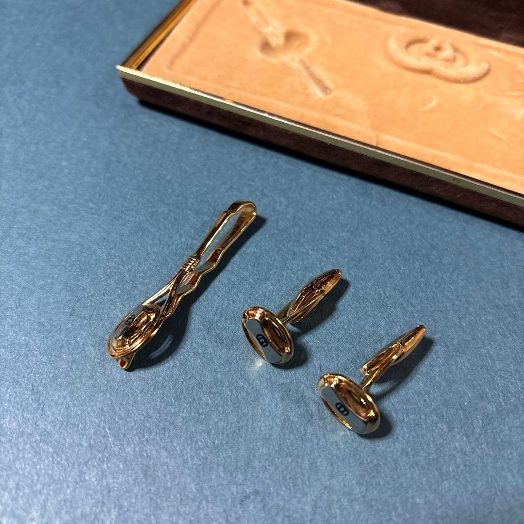 GUCCI グッチ カフスボタン　ネクタイピン