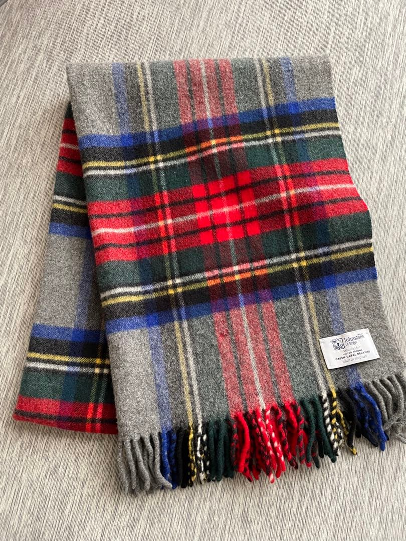 Johnstons of Elgin ×グリーンレーベルリラクシングストール