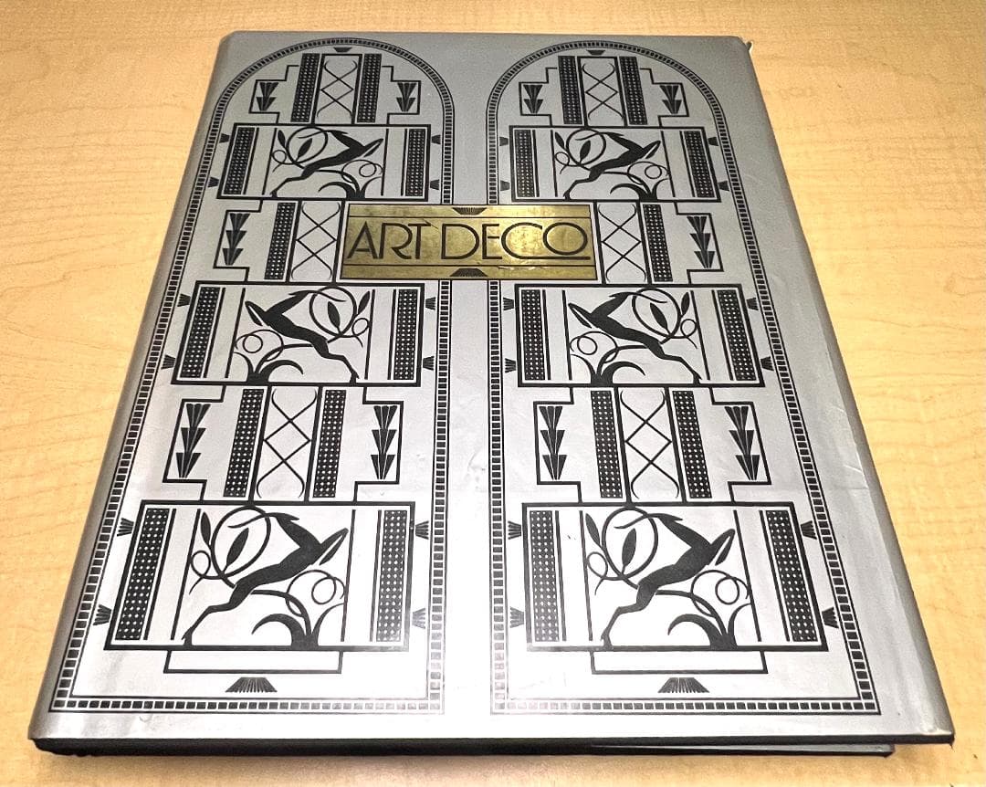 アート・デザイン・音楽 ART DECO Victor Arwas