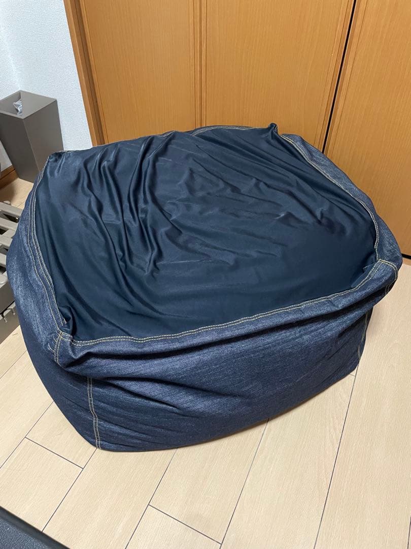 無印良品　体にフィットするクッション 65×65 大