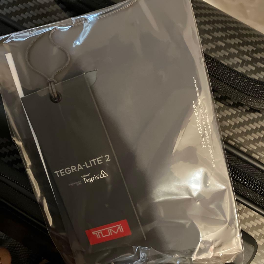 TUMI カーボンファイバー キャリーカート新品未使用品