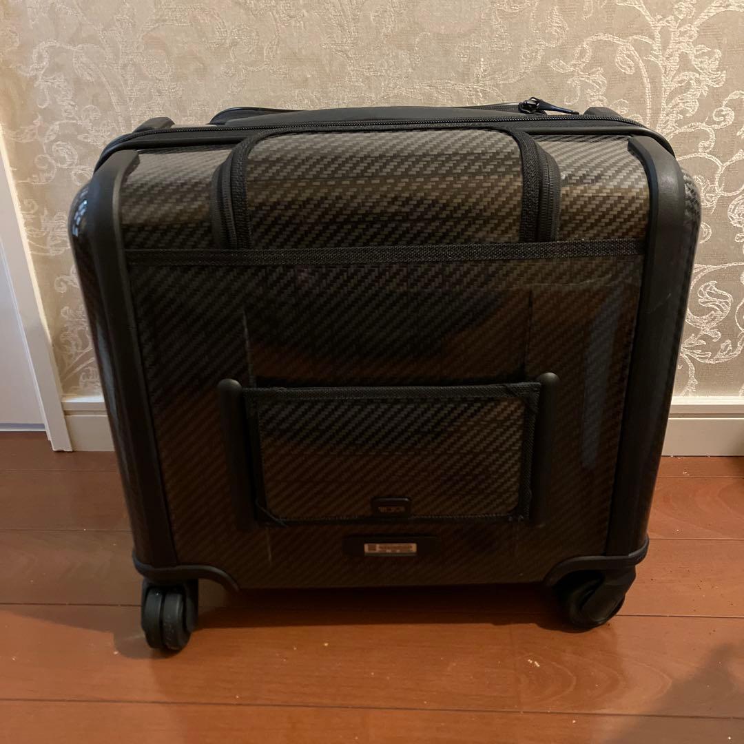 TUMI カーボンファイバー キャリーカート新品未使用品