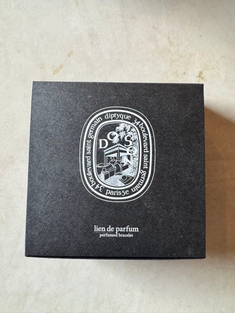 diptyque lien de parfum 香水　ブレスレット