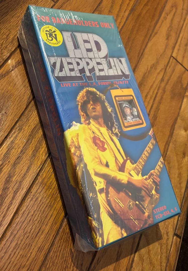 洋楽 led zeppelin / For Badgeholders Only