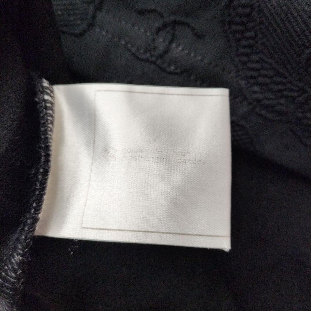 シャネル　CHANEL ブラック カメリア柄Tシャツ 40　98P