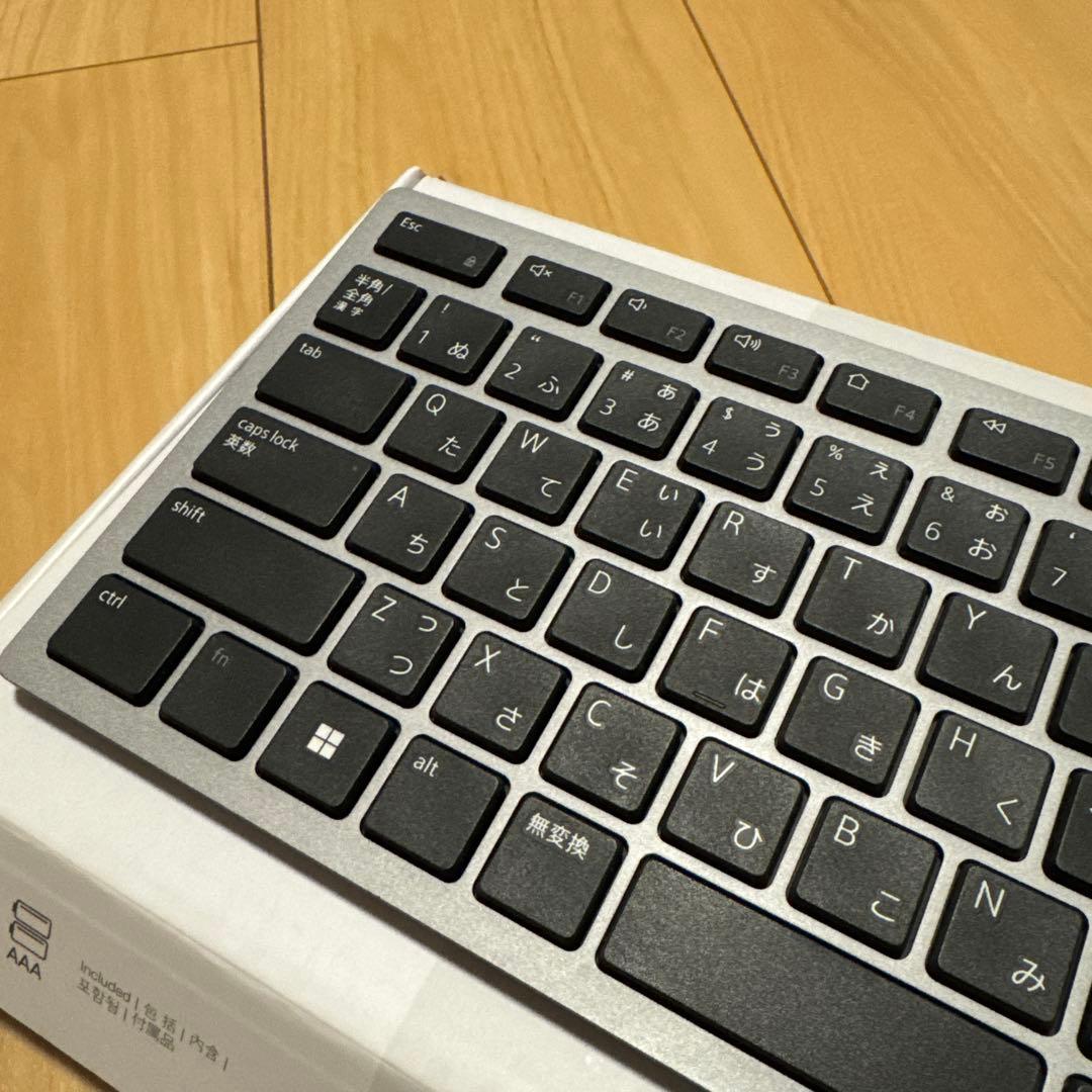 DELL KB700 日本語配列キーボード（シルバー）