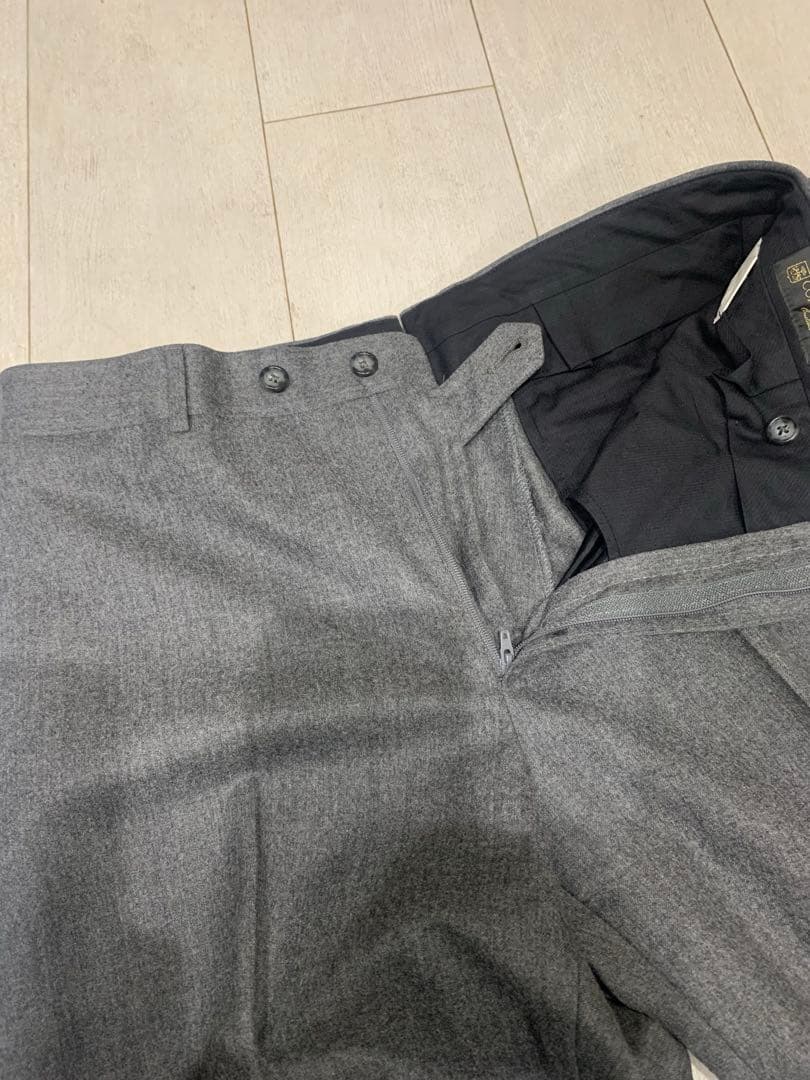 CORNELIANI コルネリアーニITALY スーツ　52 USED