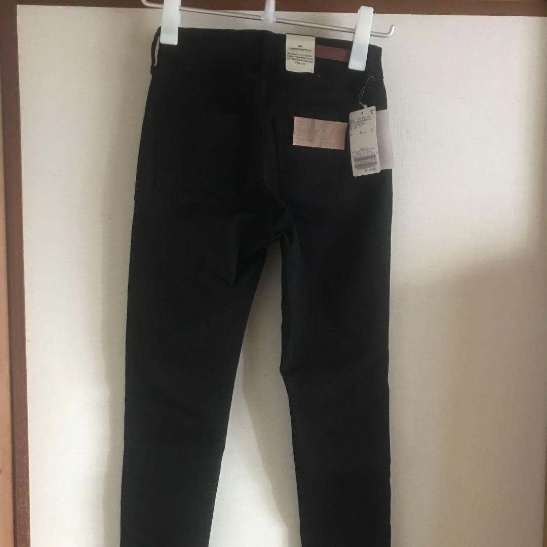 新品タグ付き　YANUK ヤヌーク　PATRICIA スキニー　ブラック