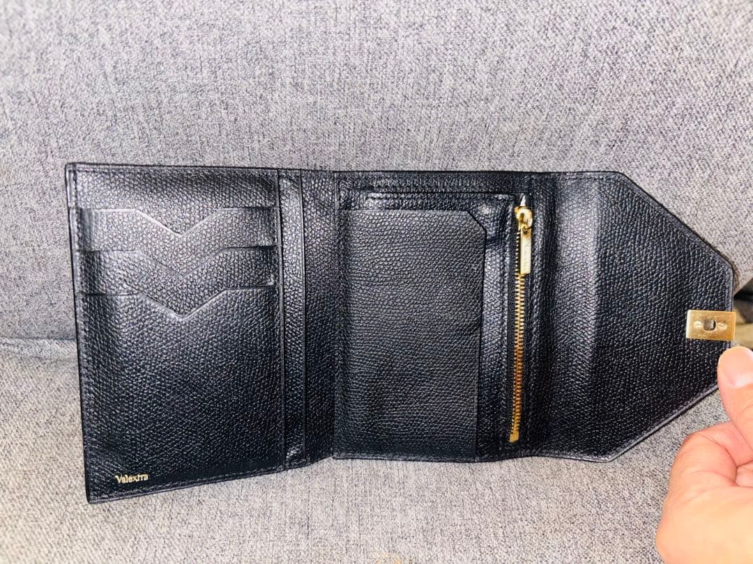 【美品】Valextra ヴァレクストラ イジィデ ウォレット 三つ折り財布 黒
