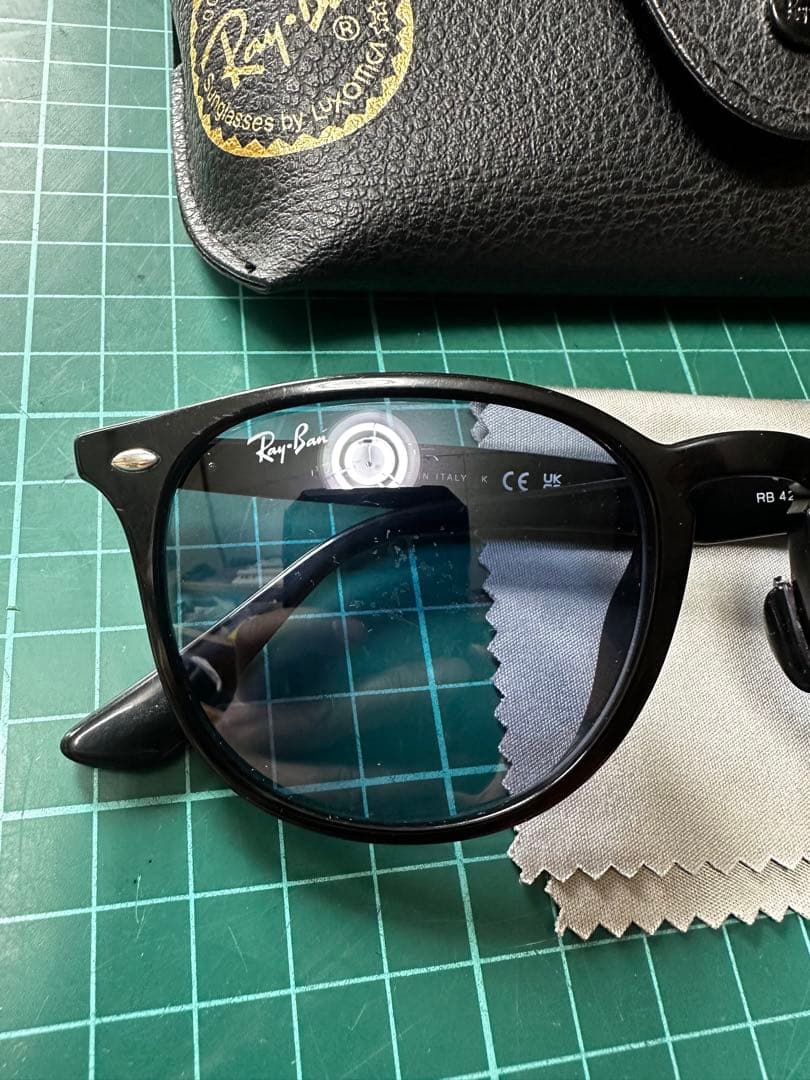 レイバン　rb4259-f 601/80