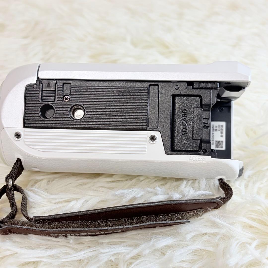 Panasonic HC-W585M ビデオカメラ 2451
