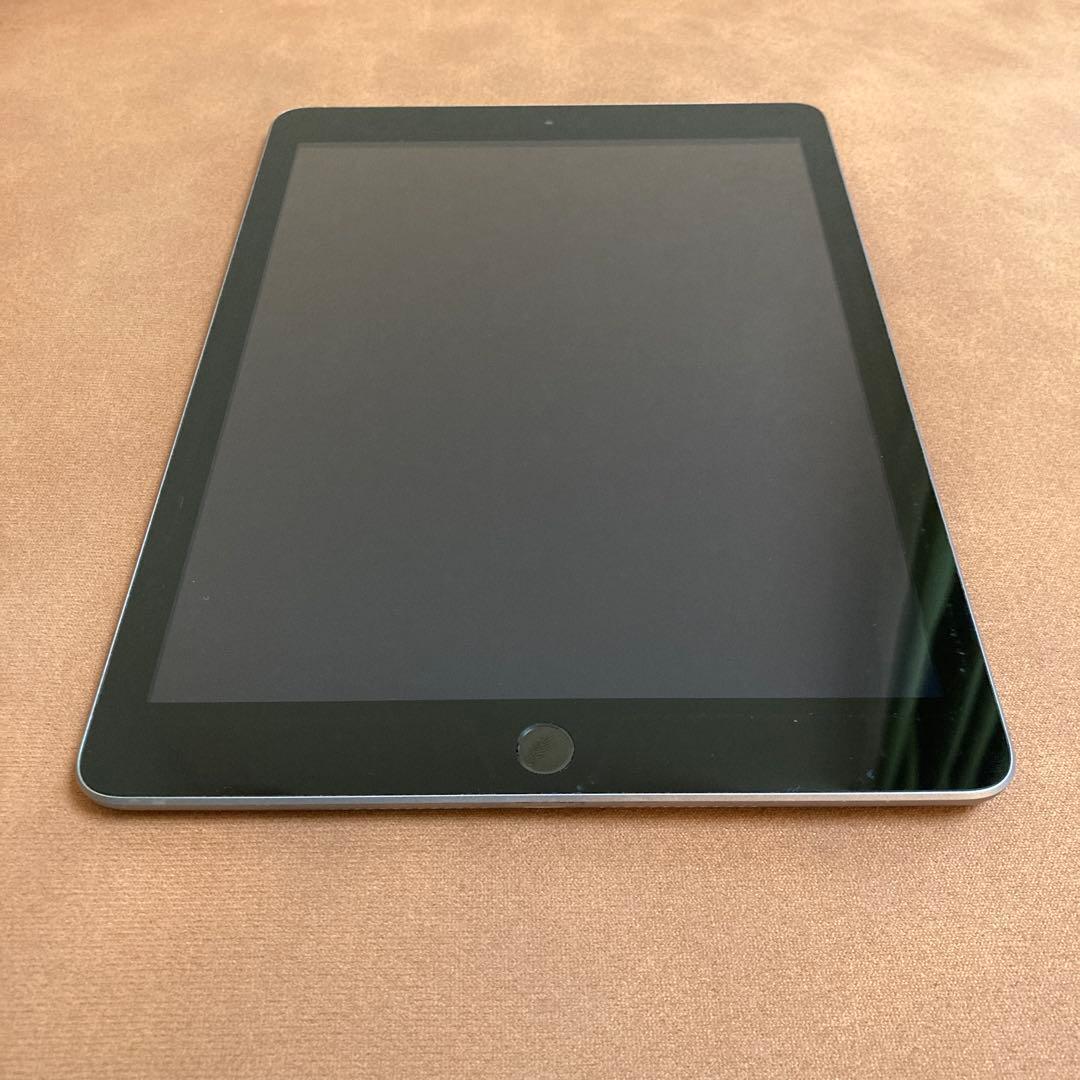 801【早い者勝ち】iPad5 第5世代 32GB WIFIモデル☆