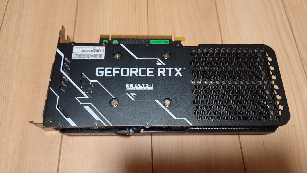 h*i様 GALAKURO GeForce RTX 3060 Ti 本体