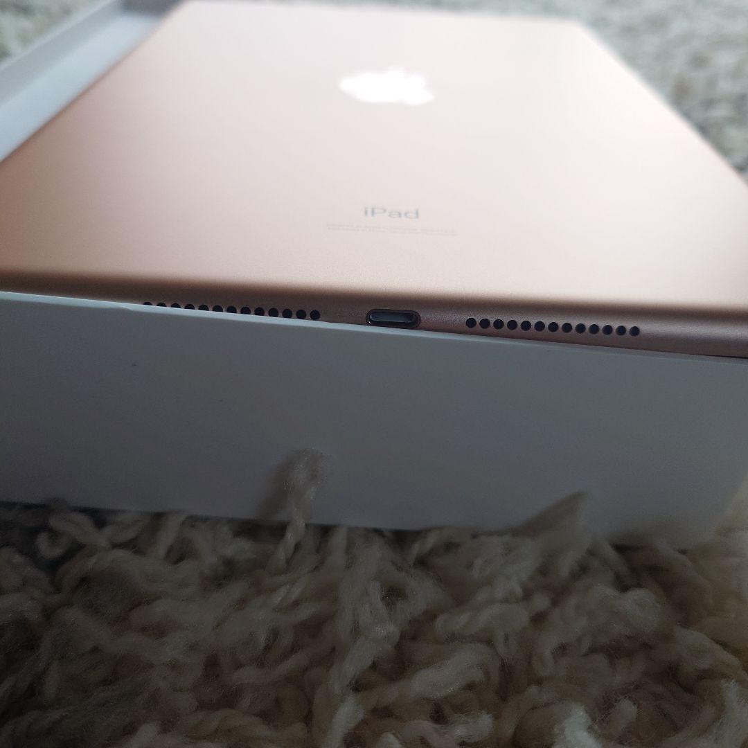 【美品】Apple iPad 第7世代 32GB