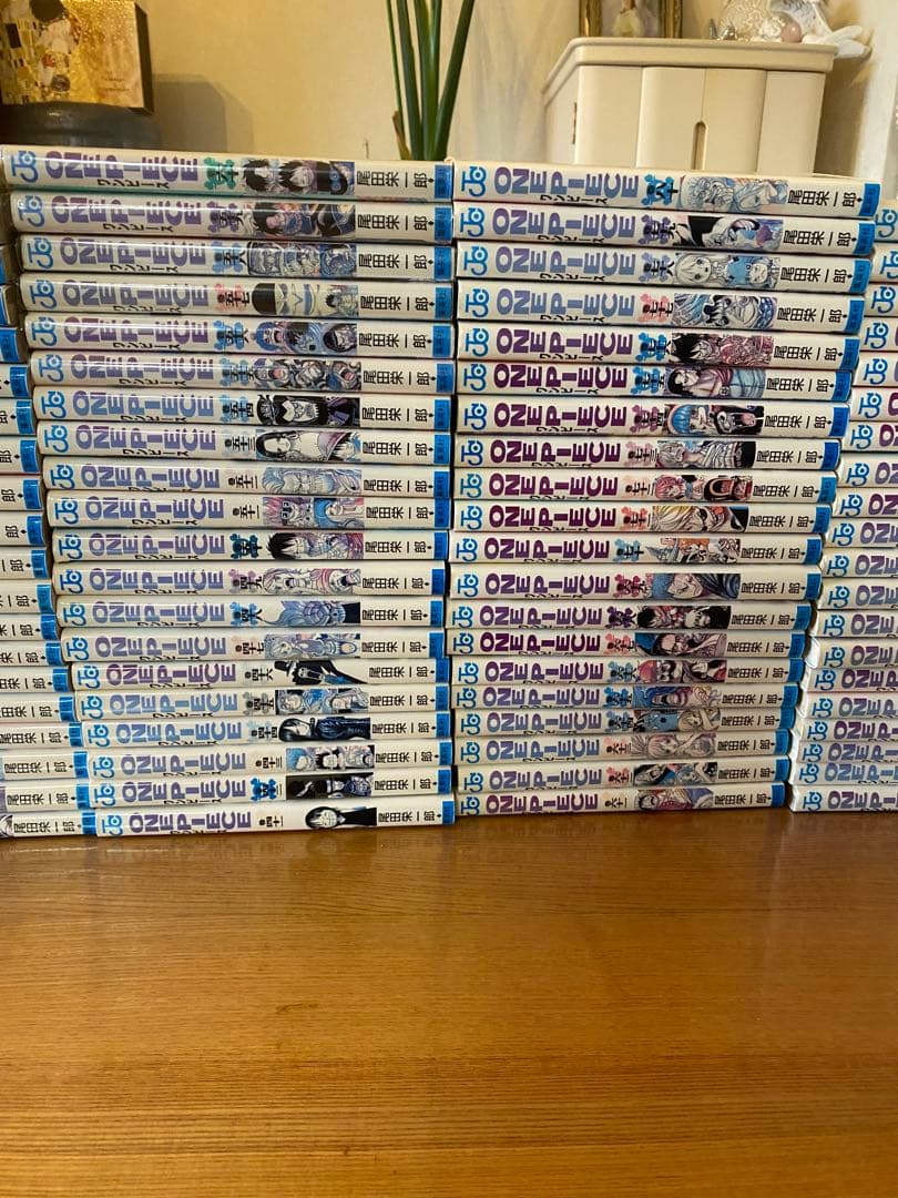 ワンピース　1巻〜111巻関連本セット