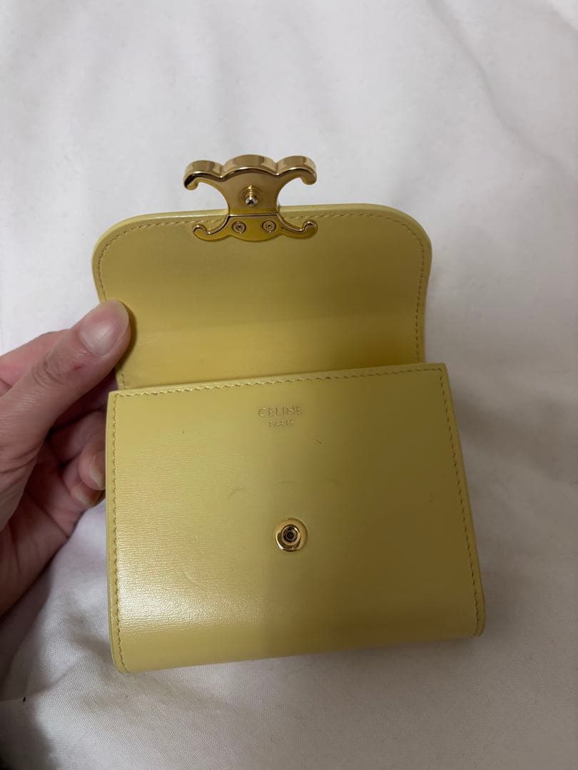 備品　セリーヌ　財布　正規品　イエロー