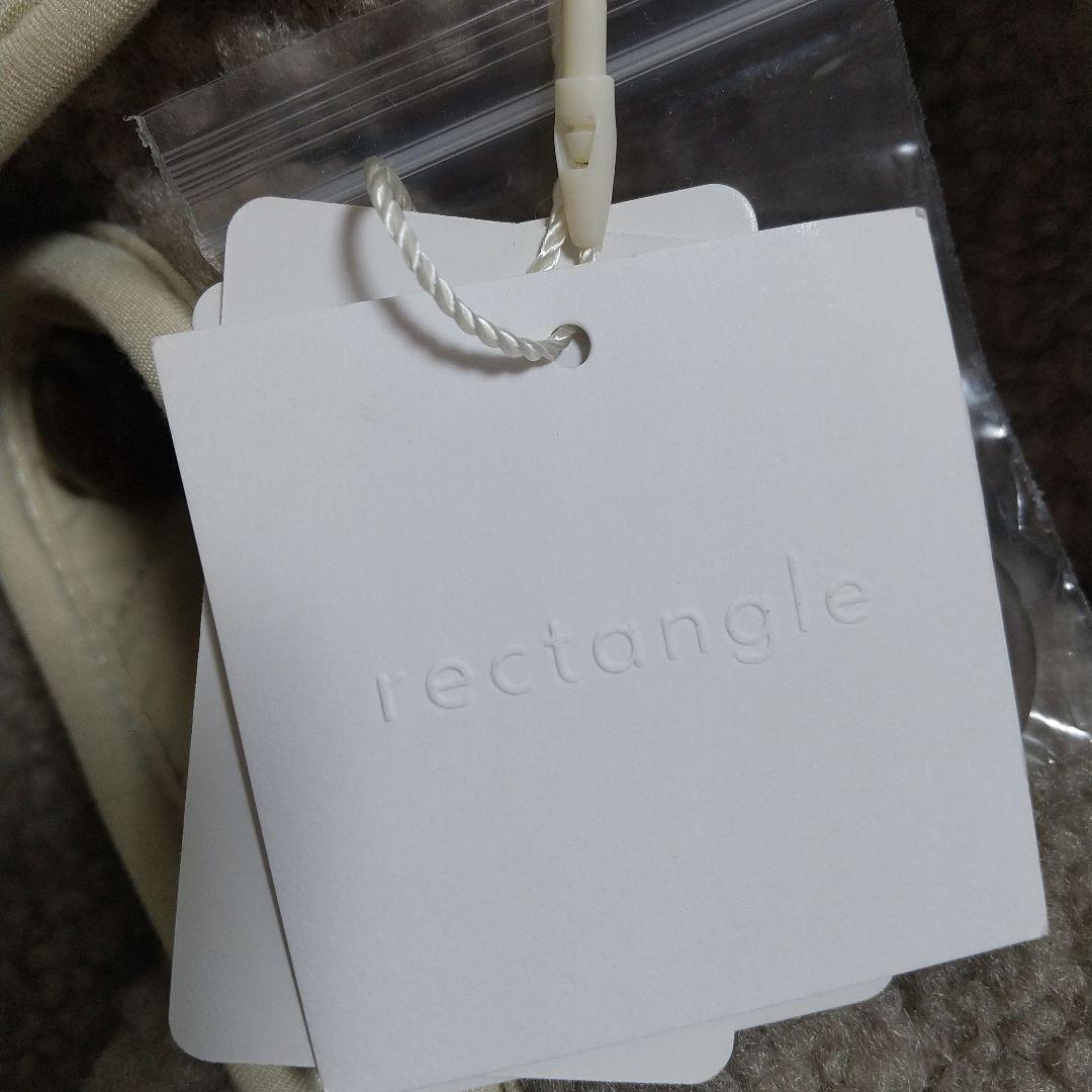 rectangular ボアキルトリバーシブルコート