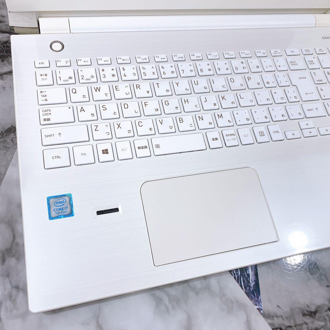人気機種✨薄型ノートパソコン✨i7✨超大容量✨オフィス付き✨Windows11✨