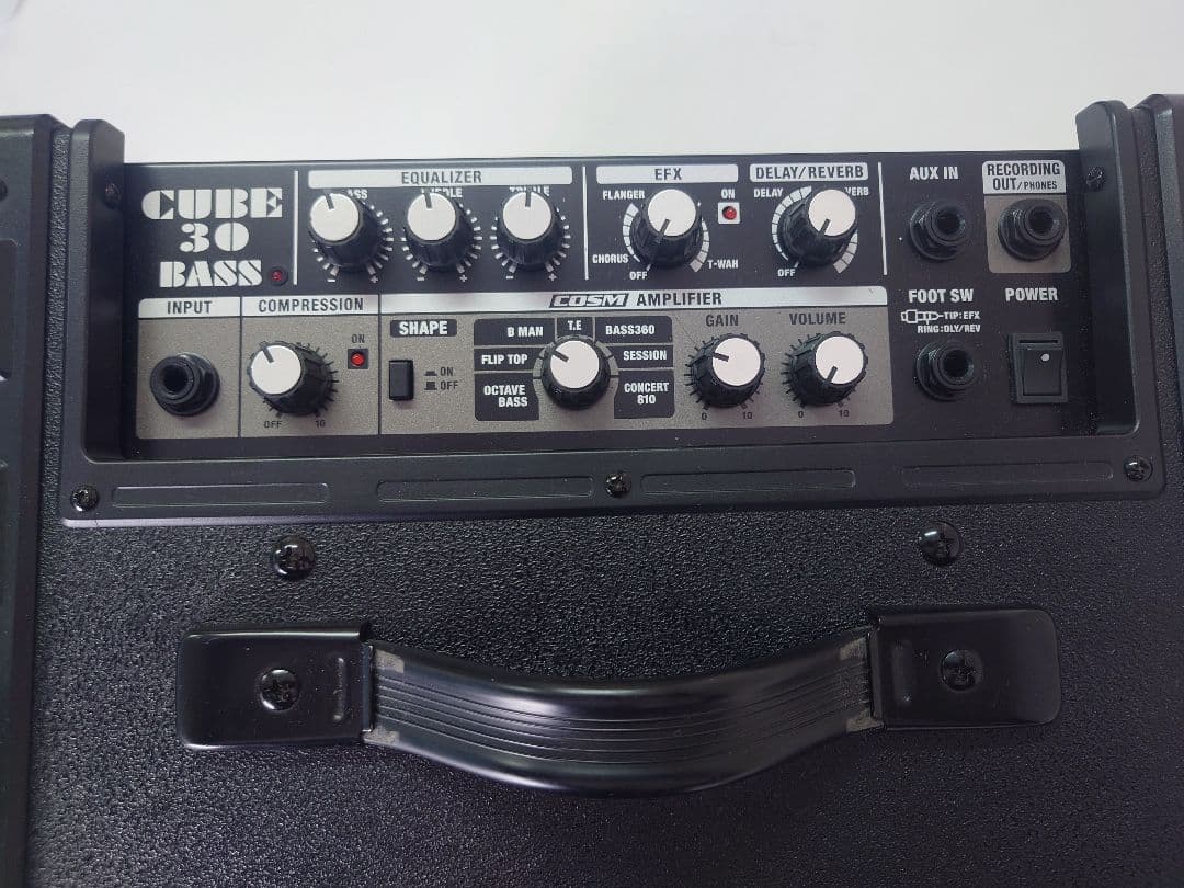 ROLAND CUBE-30 BASS 10インチ ベースコンボアンプ