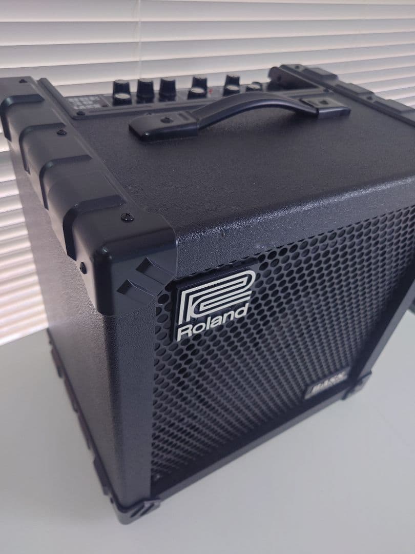 ROLAND CUBE-30 BASS 10インチ ベースコンボアンプ