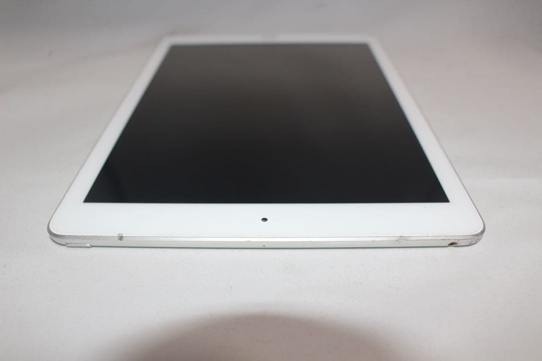 即日発送　iPad 第5世代　32gb